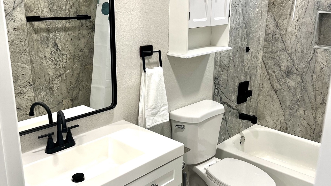 Photo of Bathroom in Green Valley