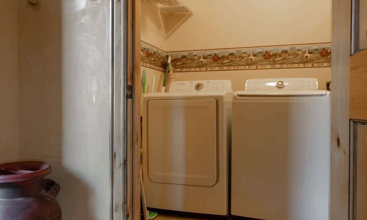 Photo of Bedroom in Parowan