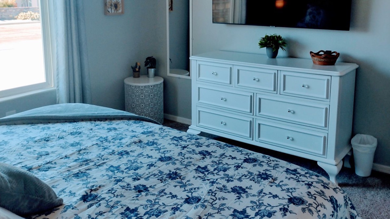 Photo of Bedroom in Foothills