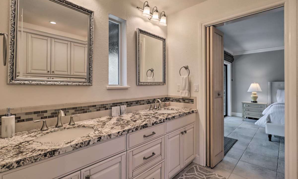 Photo of Bathroom in Tahoe Keys