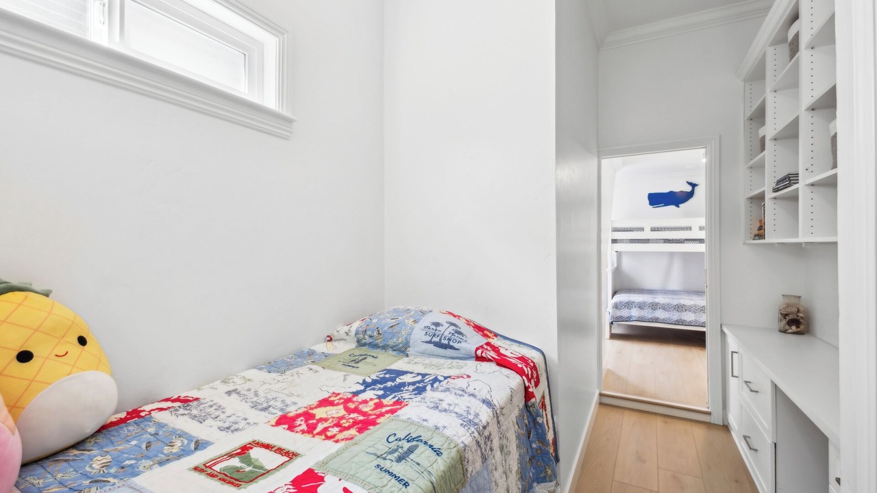 Photo of Bedroom in Balboa Island