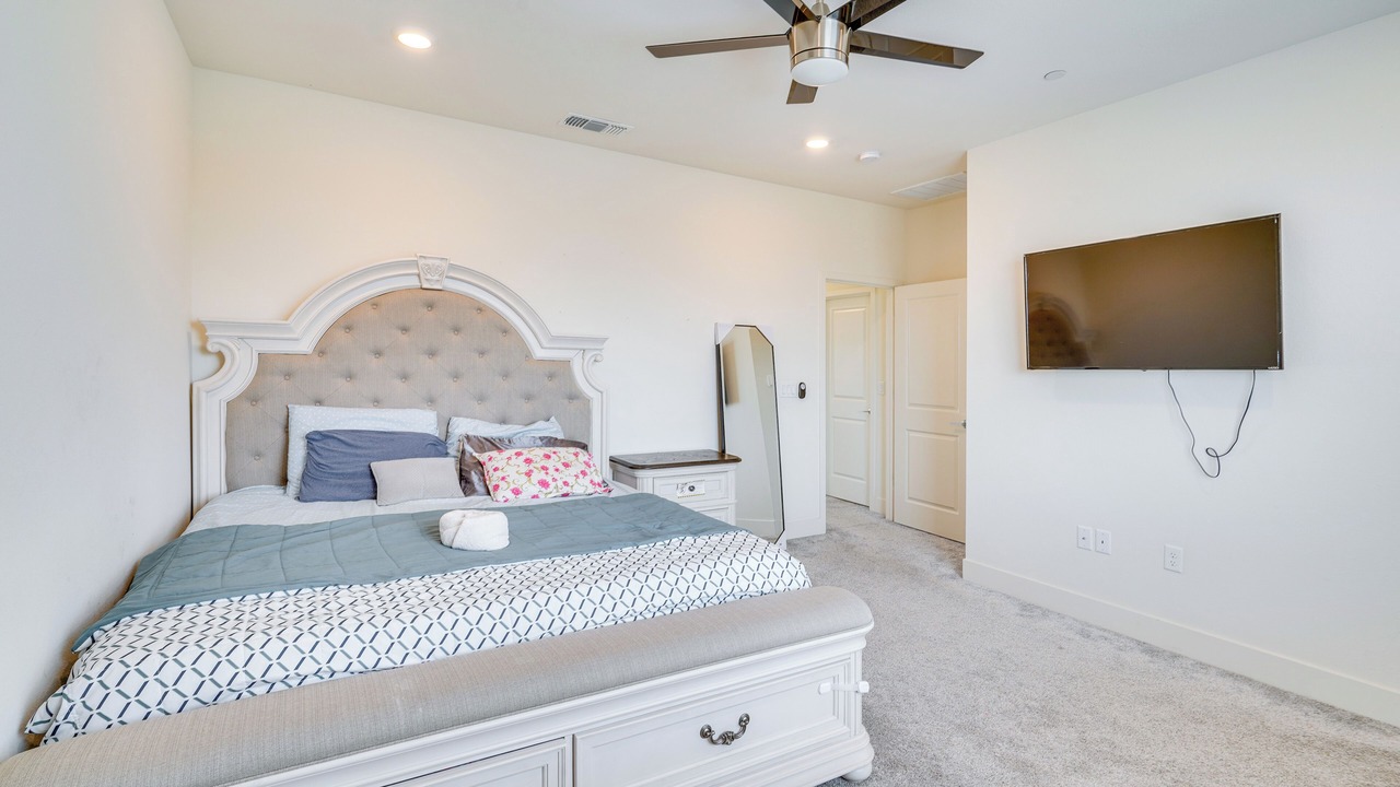 Photo of Bedroom in Tracy