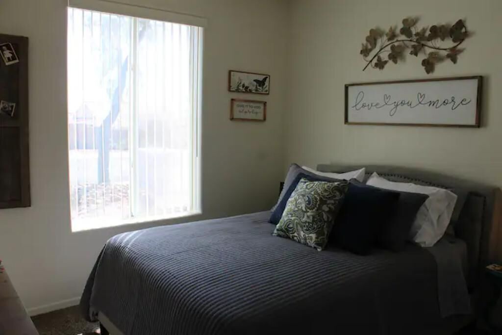Photo of Bedroom in Bullhead City