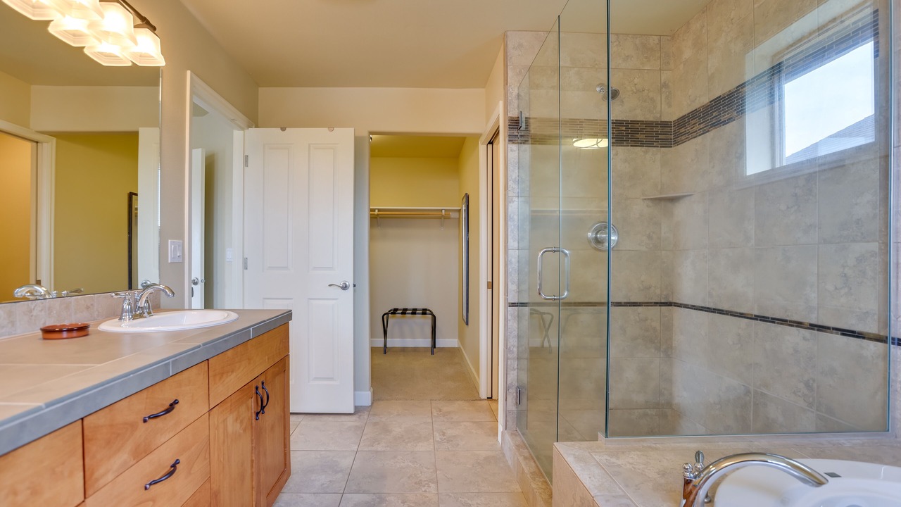 Photo of Bathroom in Old Farm District
