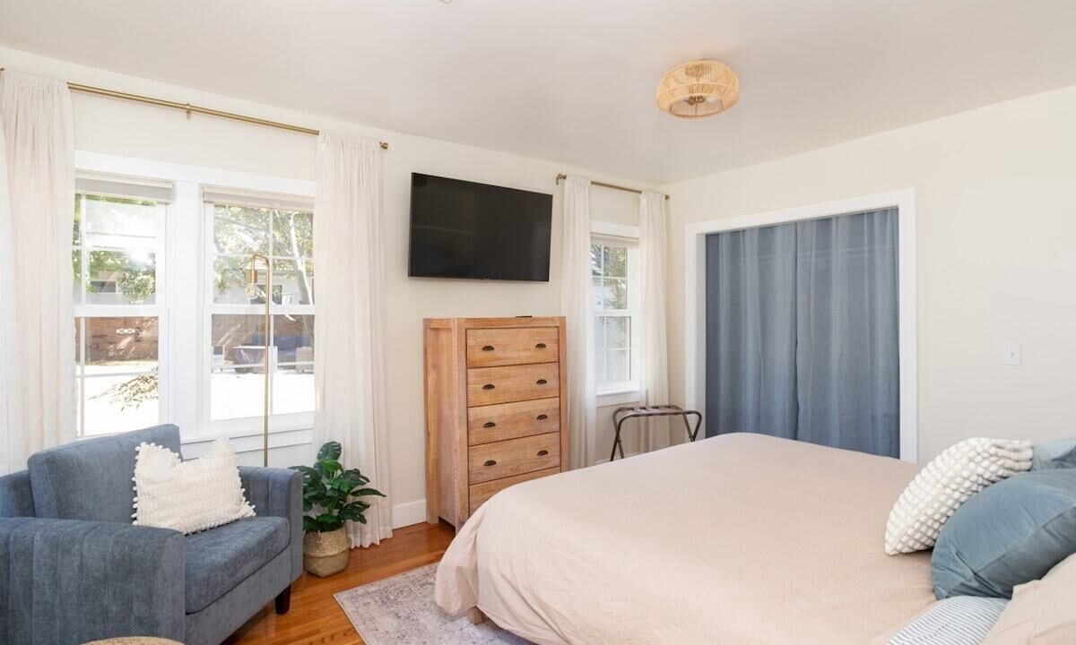 Photo of Bedroom in Arroyo Grande
