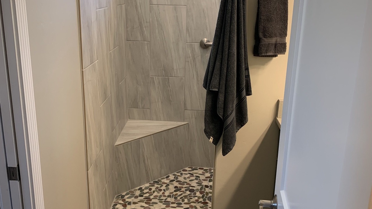 Photo of Bathroom in Cottonwood