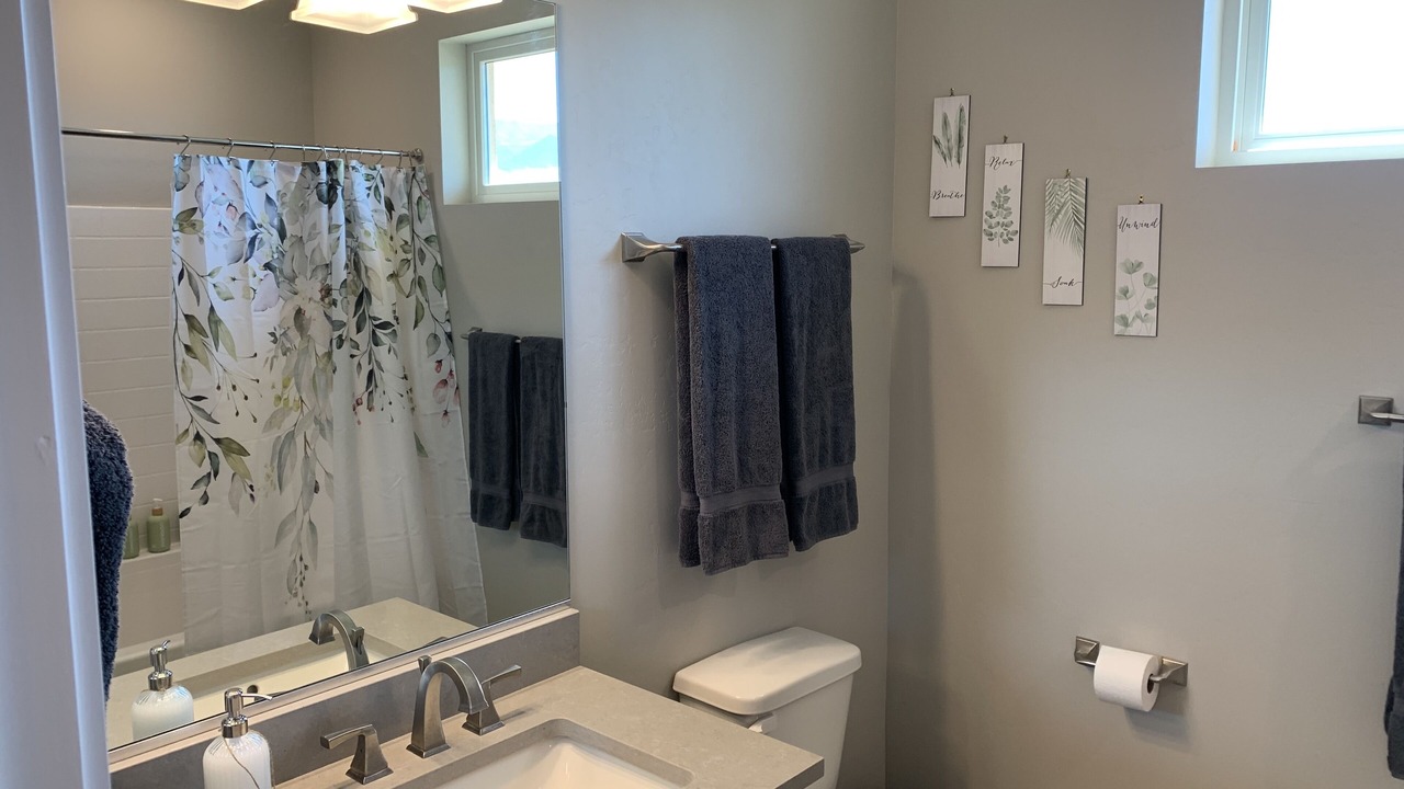 Photo of Bathroom in Cottonwood