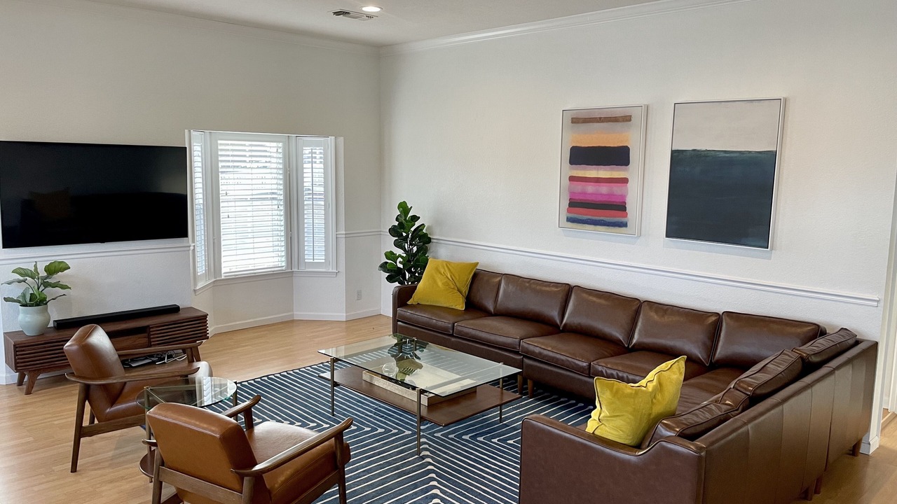 Photo of Livingroom in Templeton