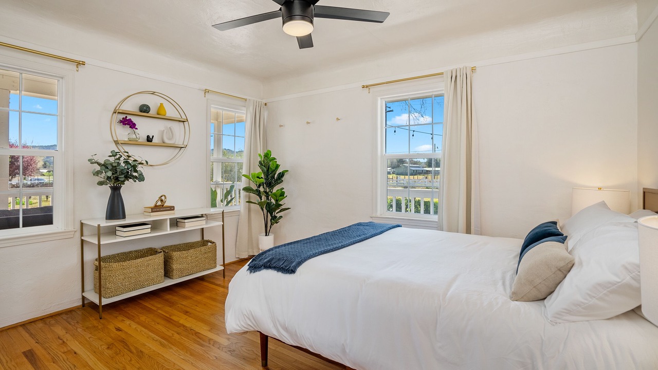 Photo of Bedroom in Templeton