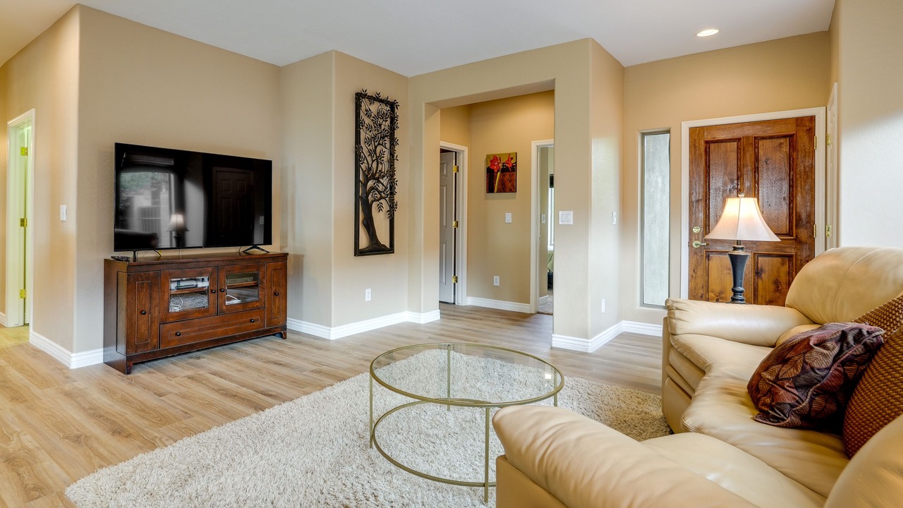 Photo of Livingroom in Anthem Country Club