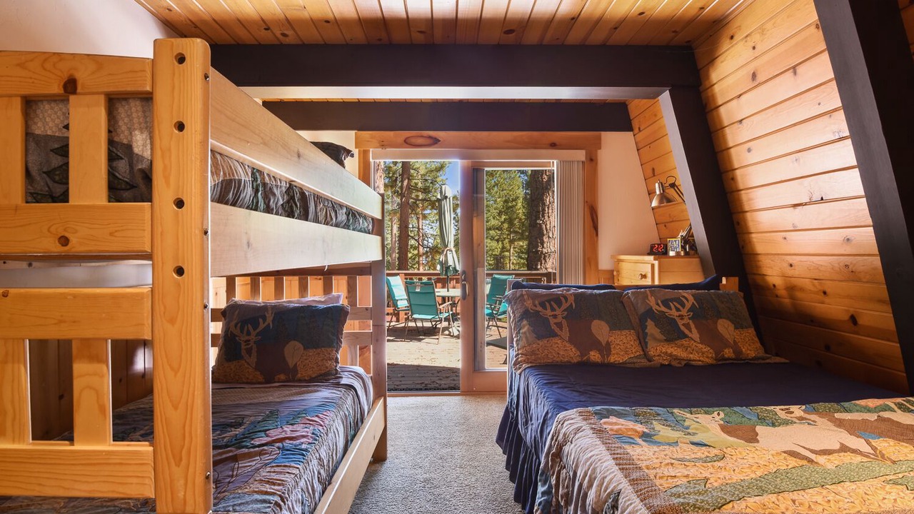 Photo of Bedroom in Carnelian Bay
