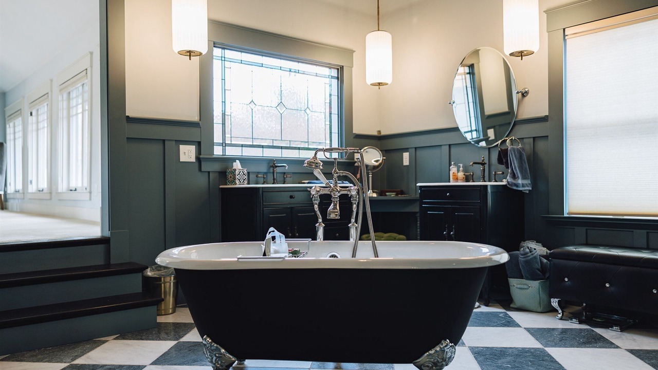 Photo of Bathroom in Chico