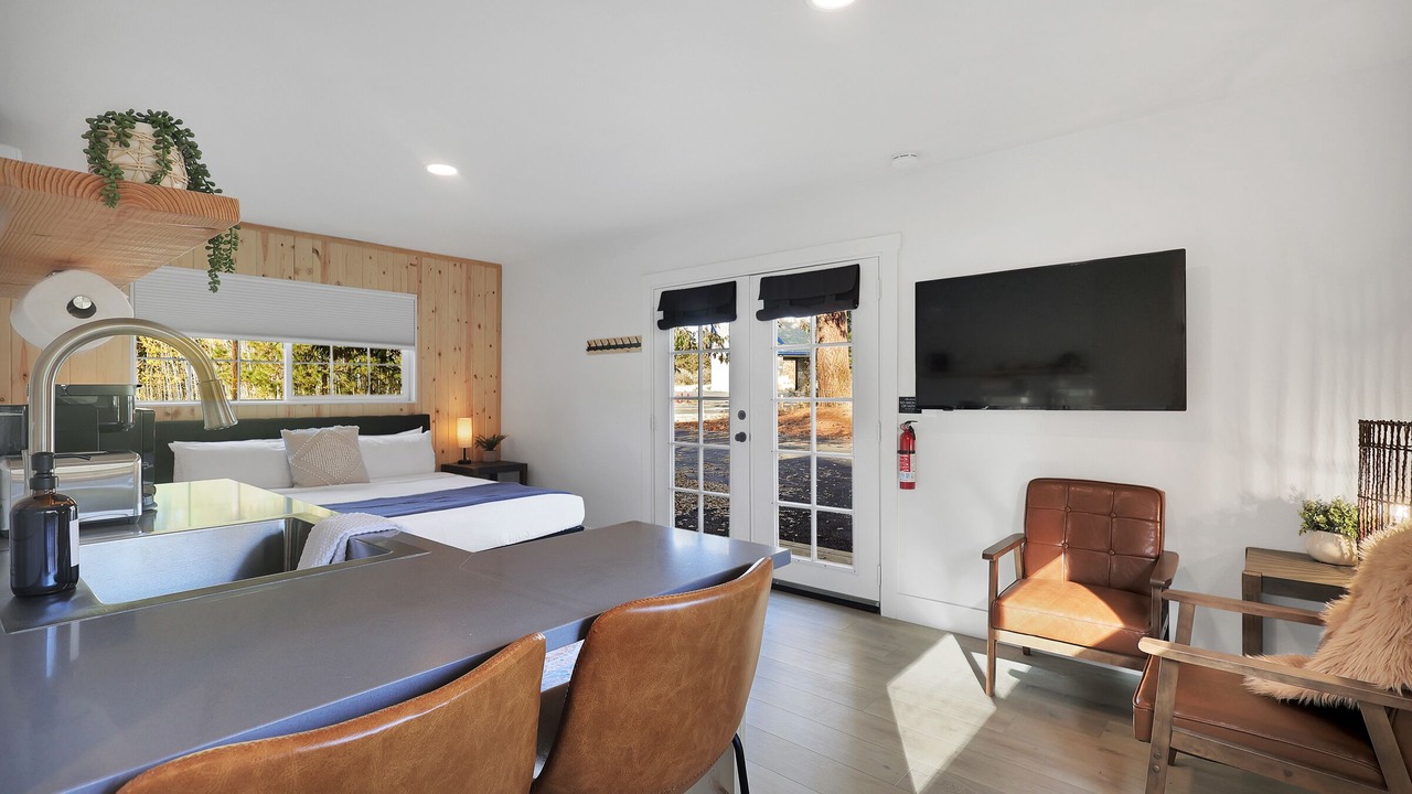 Photo of Bedroom in McCloud