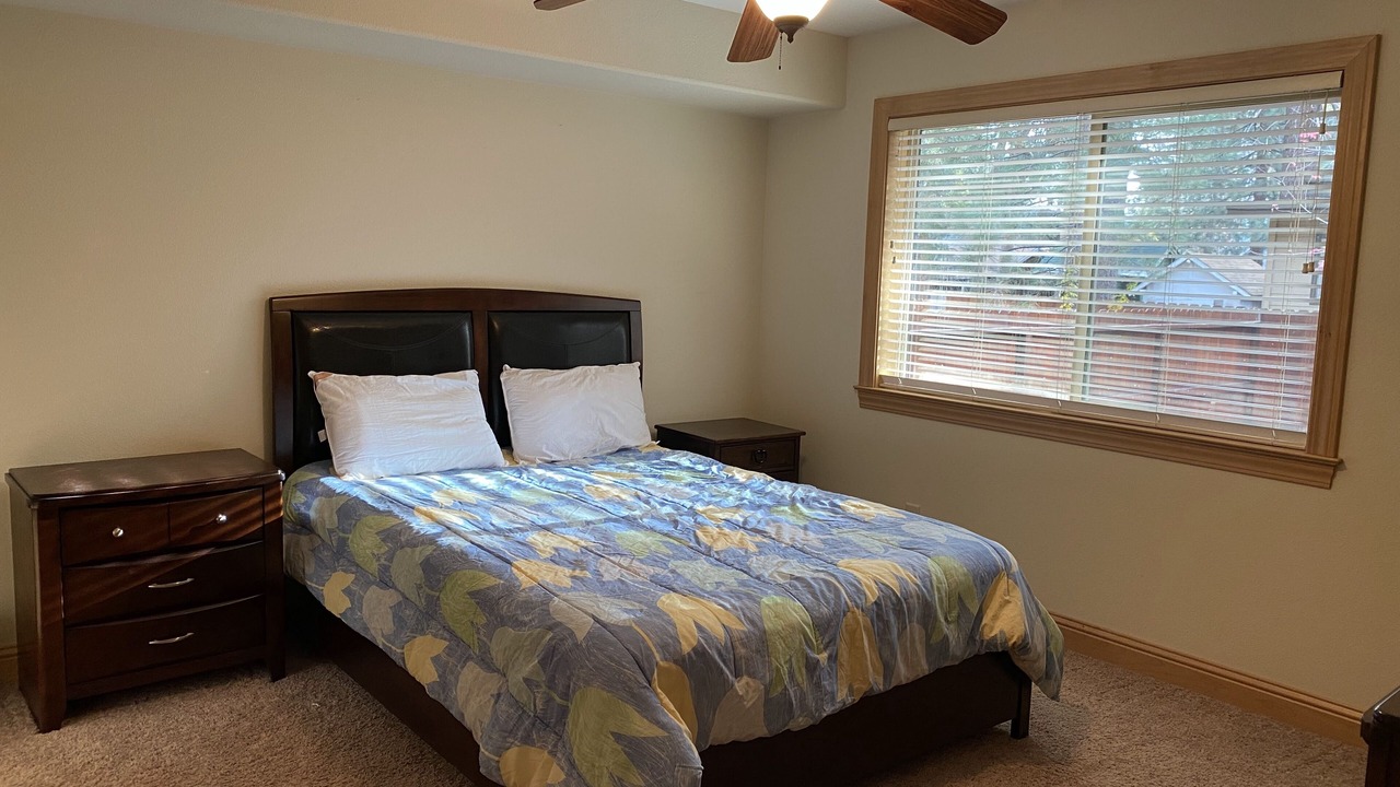 Photo of Bedroom in Sierra Tract