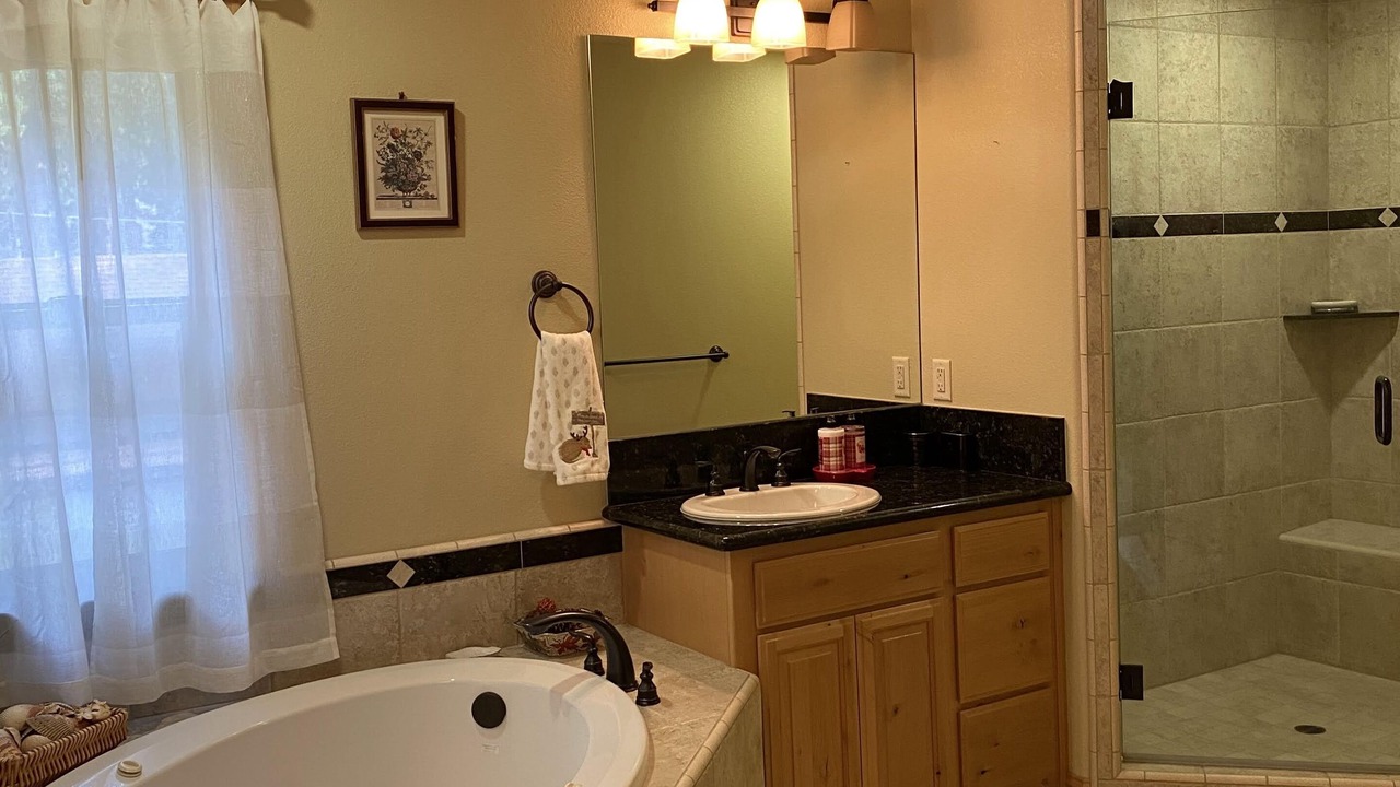 Photo of Bathroom in Sierra Tract