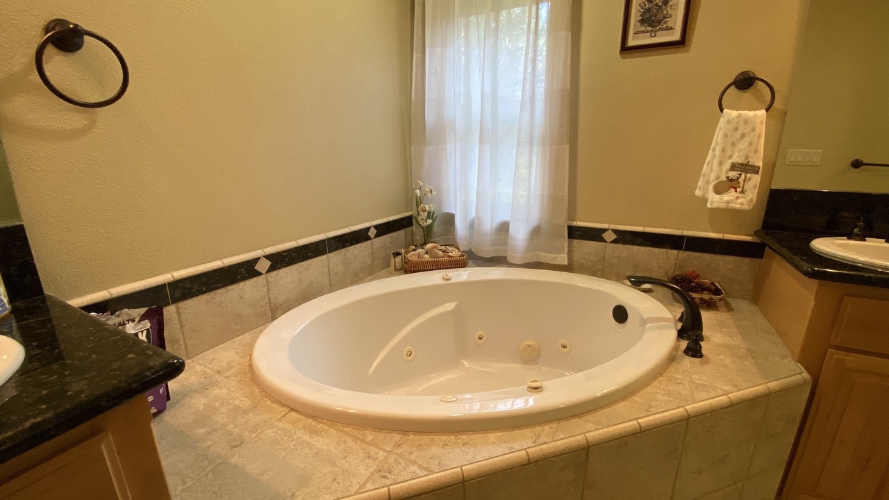 Photo of Bathroom in Sierra Tract