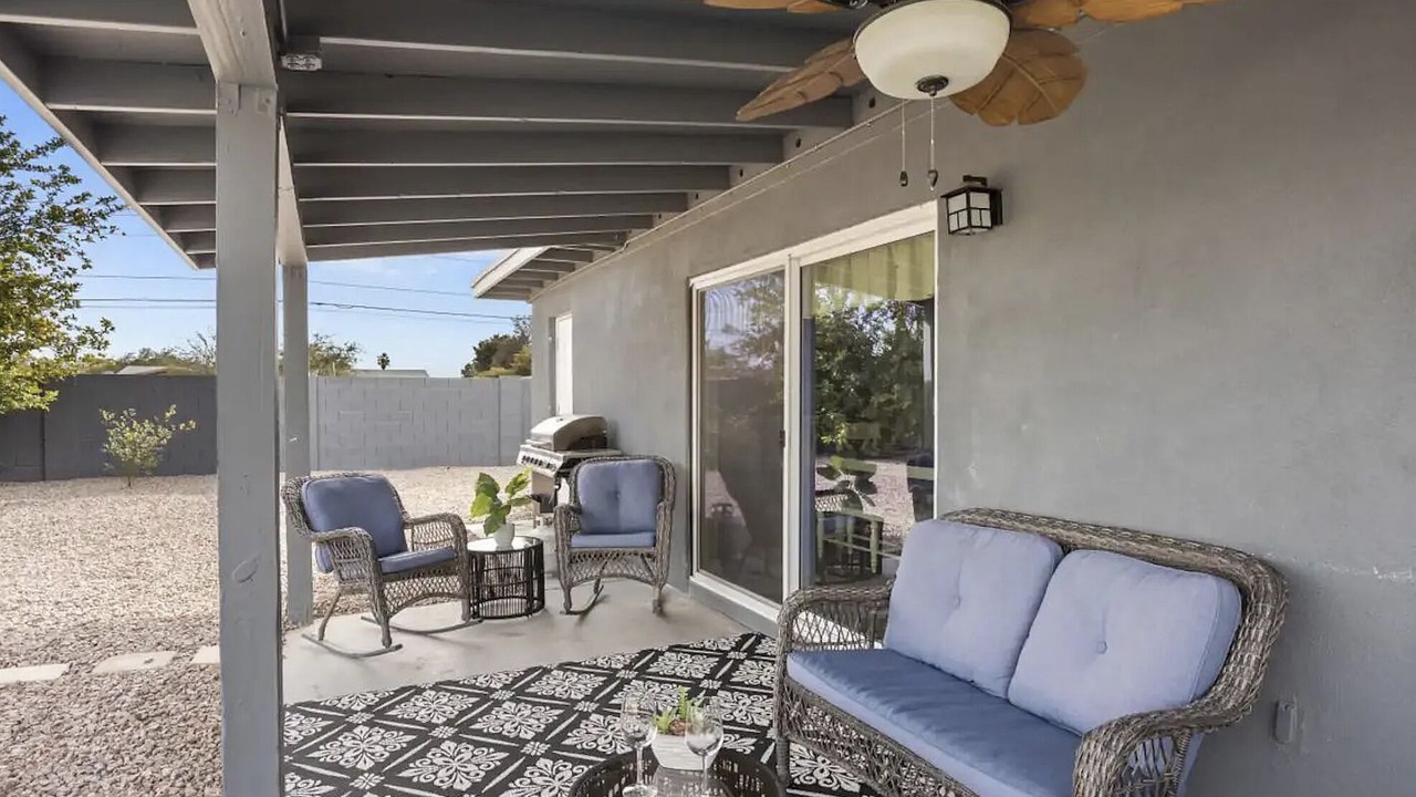 Photo of Patio Balcony in Paradise Valley Village