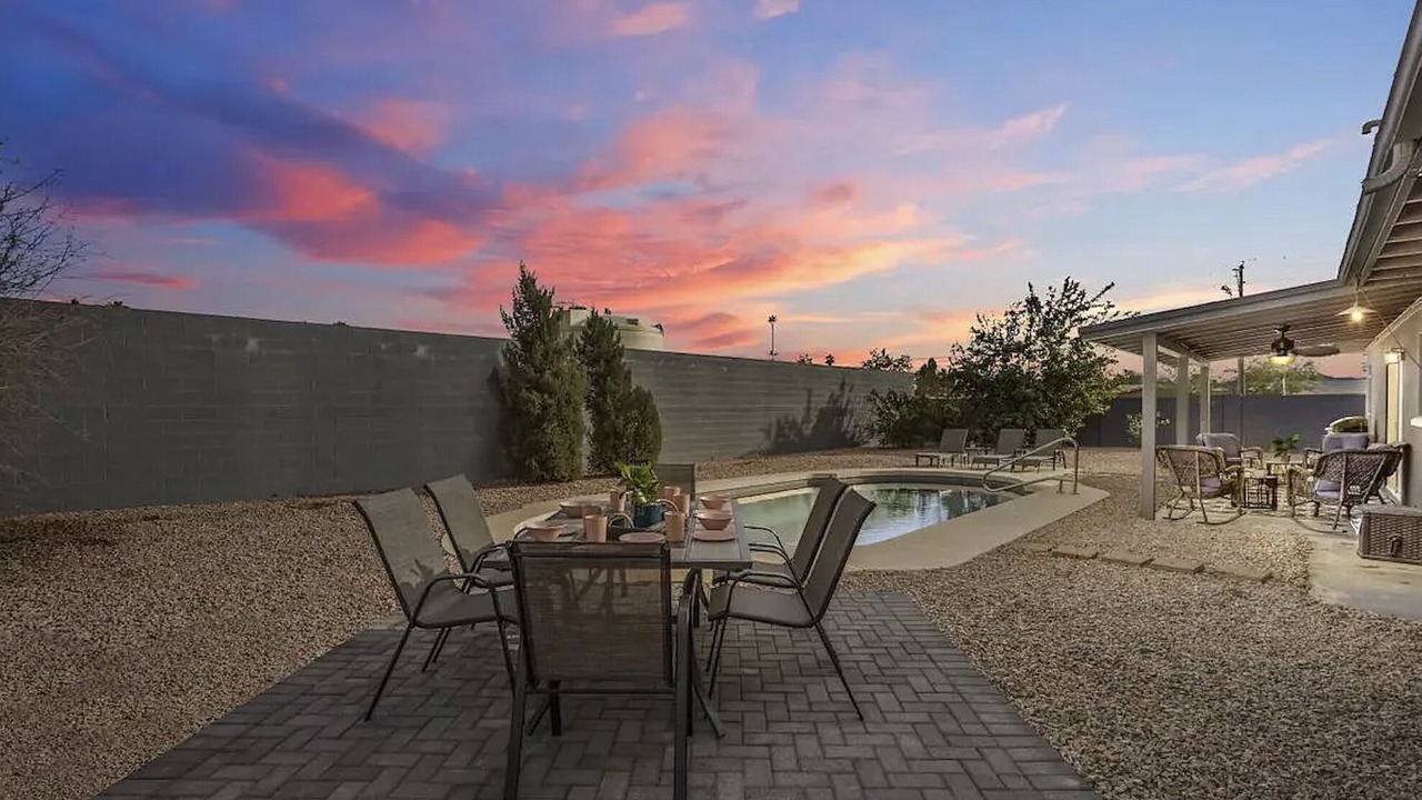 Photo of Outdoor in Paradise Valley Village