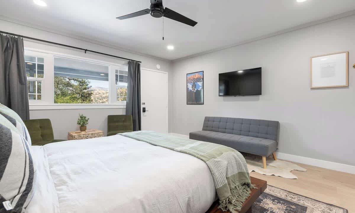 Photo of Bedroom in Three Rivers