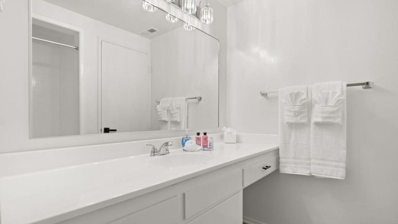 Photo of Bathroom in Southwest Anaheim