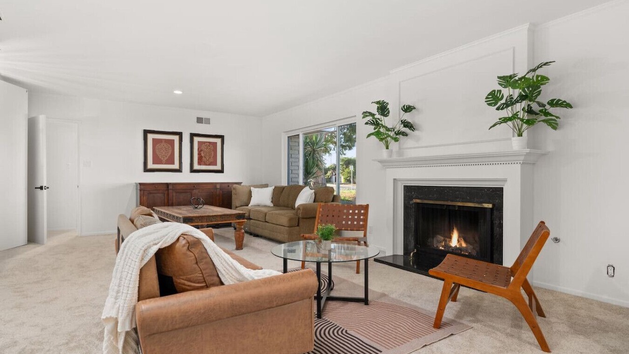 Photo of Livingroom in Southwest Anaheim