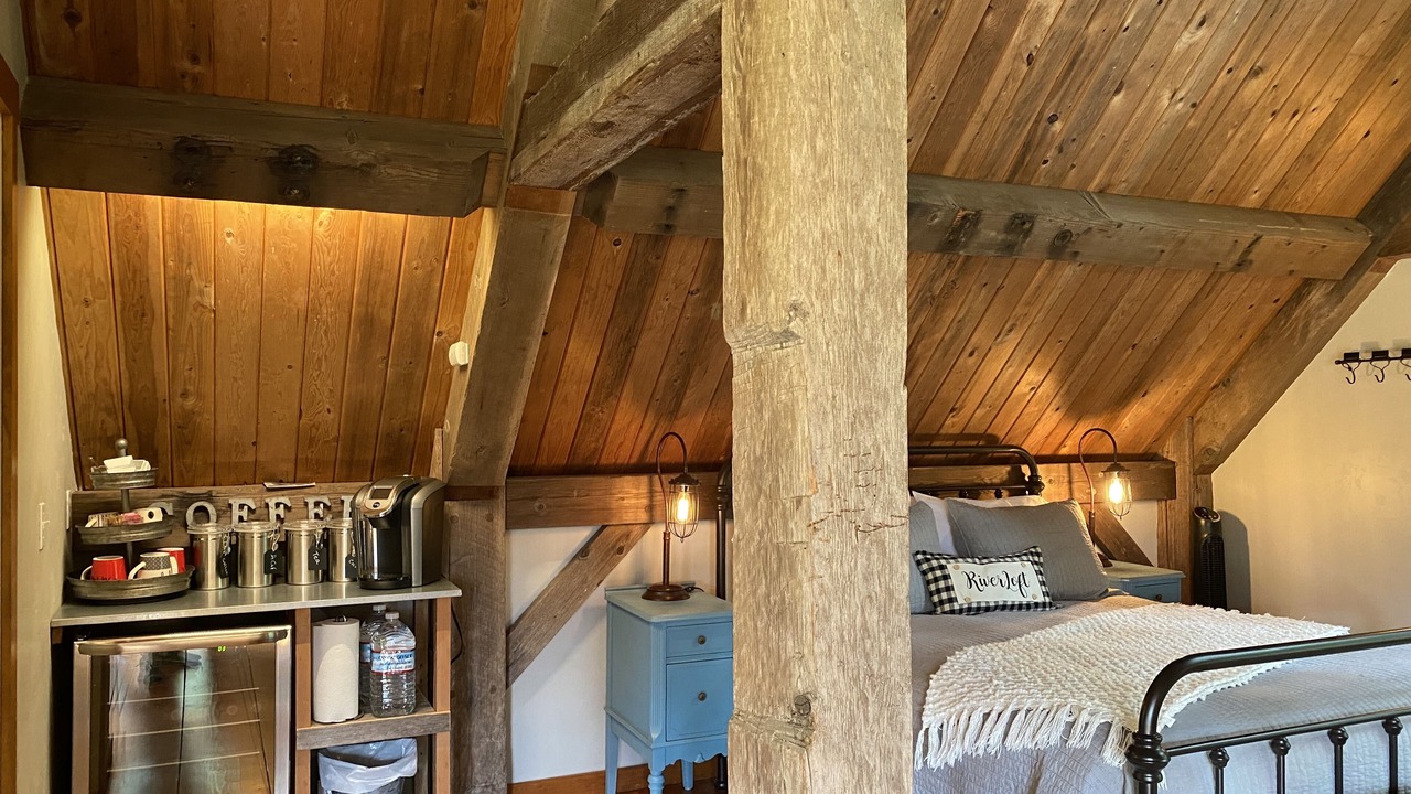 Photo of Bedroom in West Stayton