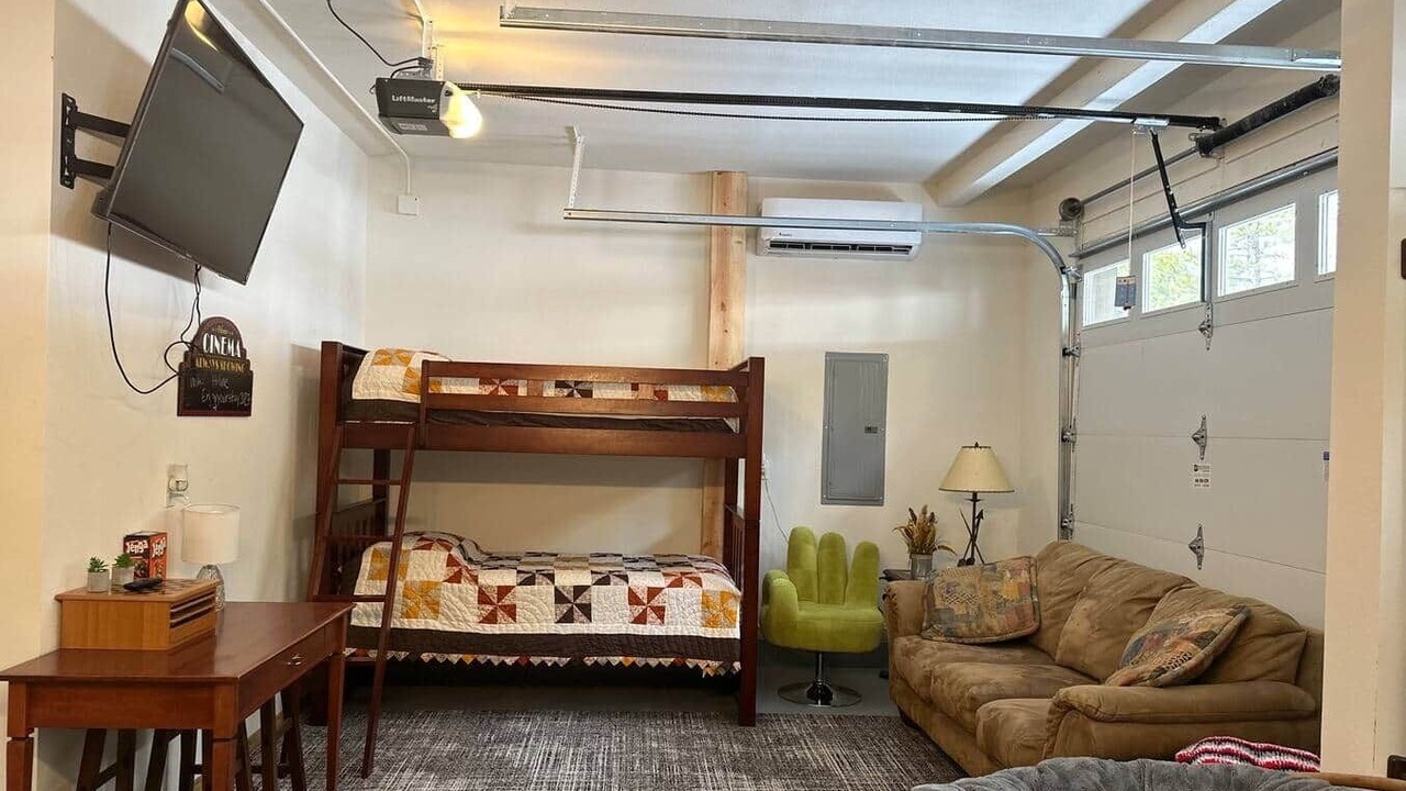 Photo of Bedroom in Crescent