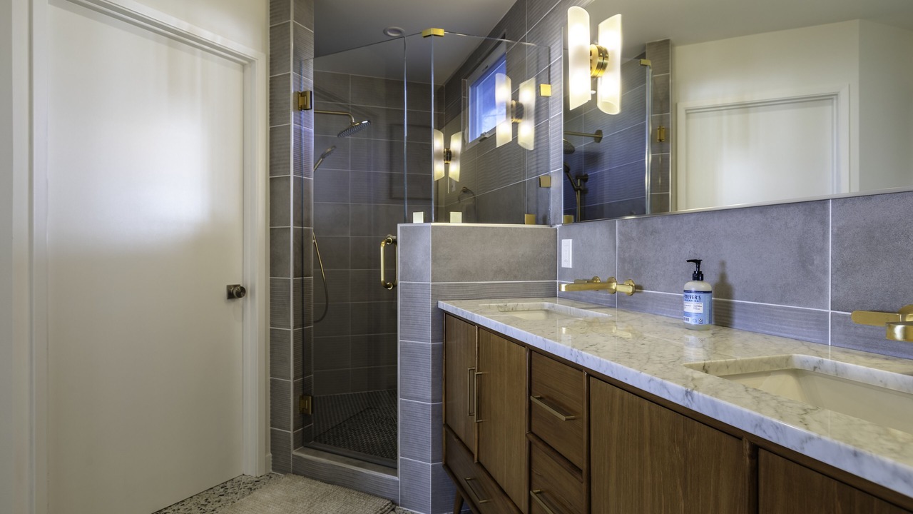 Photo of Bathroom in Cayucos