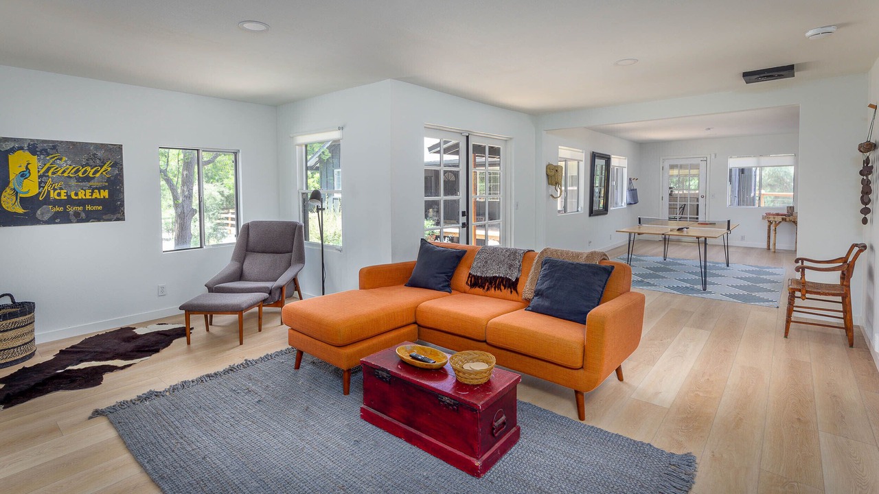 Photo of Livingroom in Kaweah