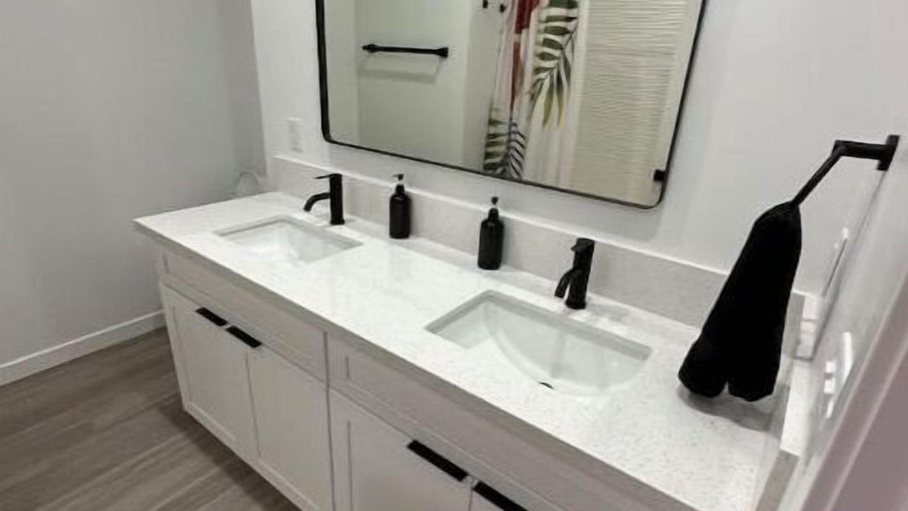 Photo of Bathroom in Greenehaven