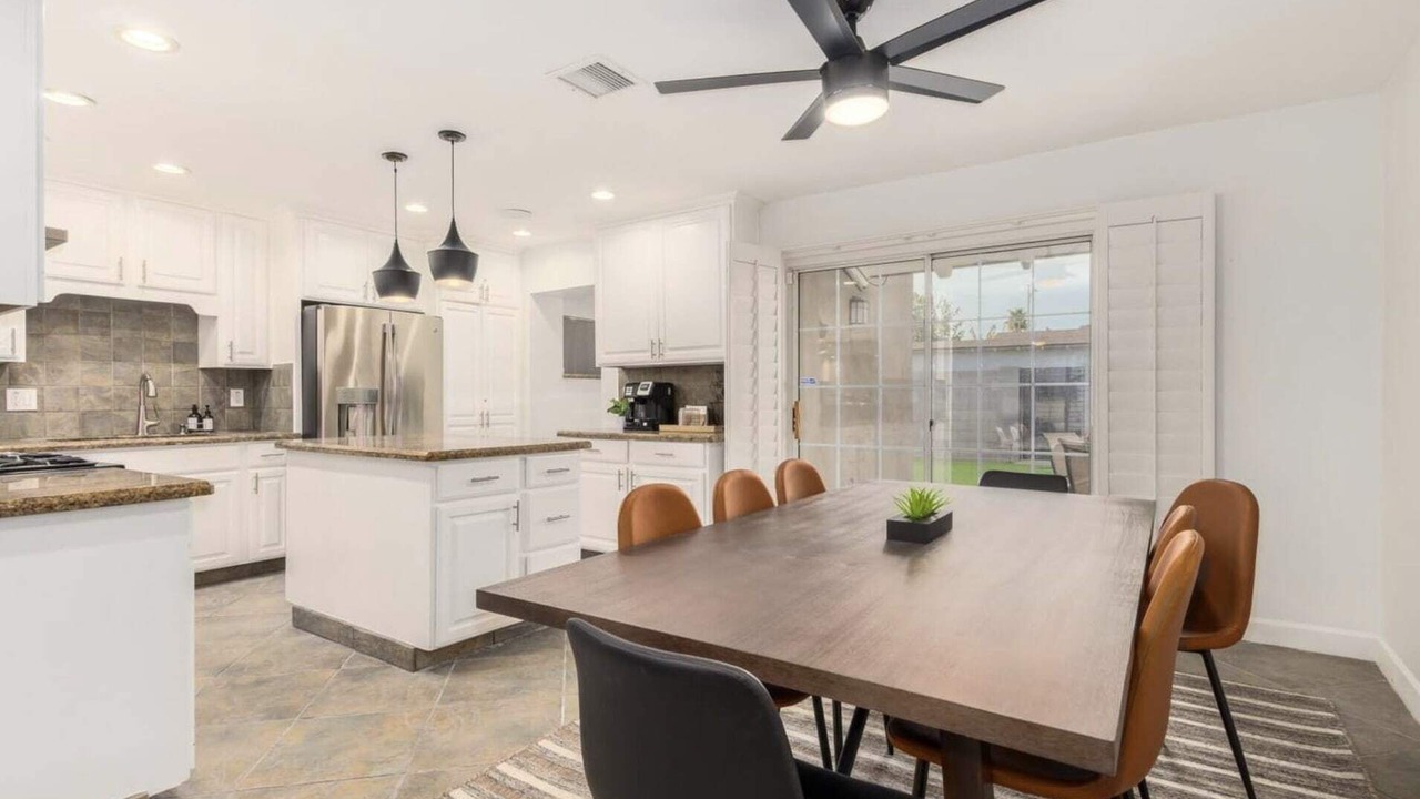 Photo of Kitchen in Scottsdale Estates Nine