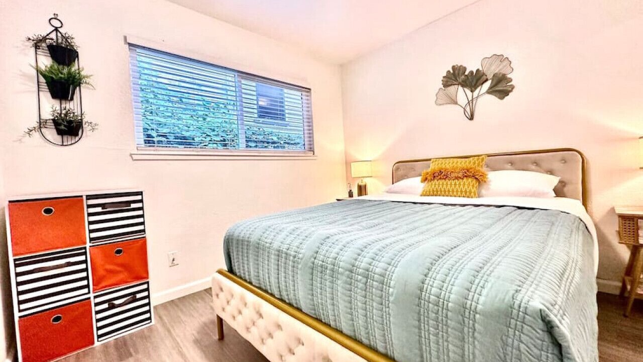 Photo of Bedroom in Downtown Sacramento