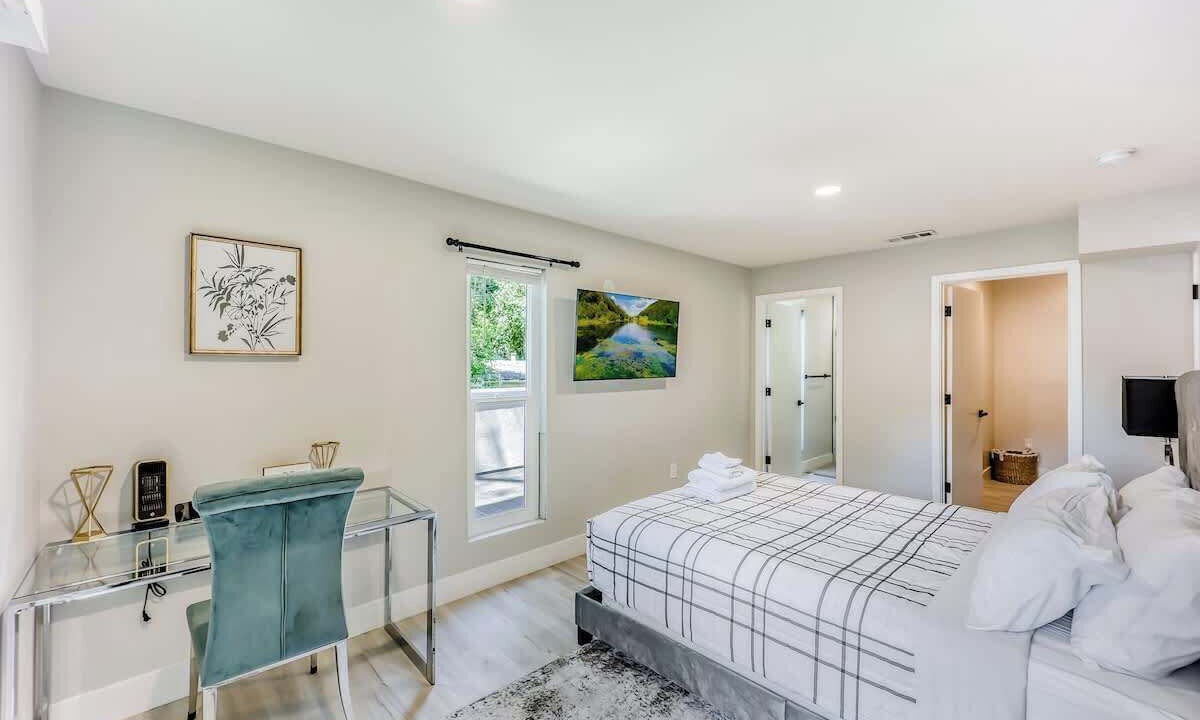 Photo of Bedroom in Menlo Park