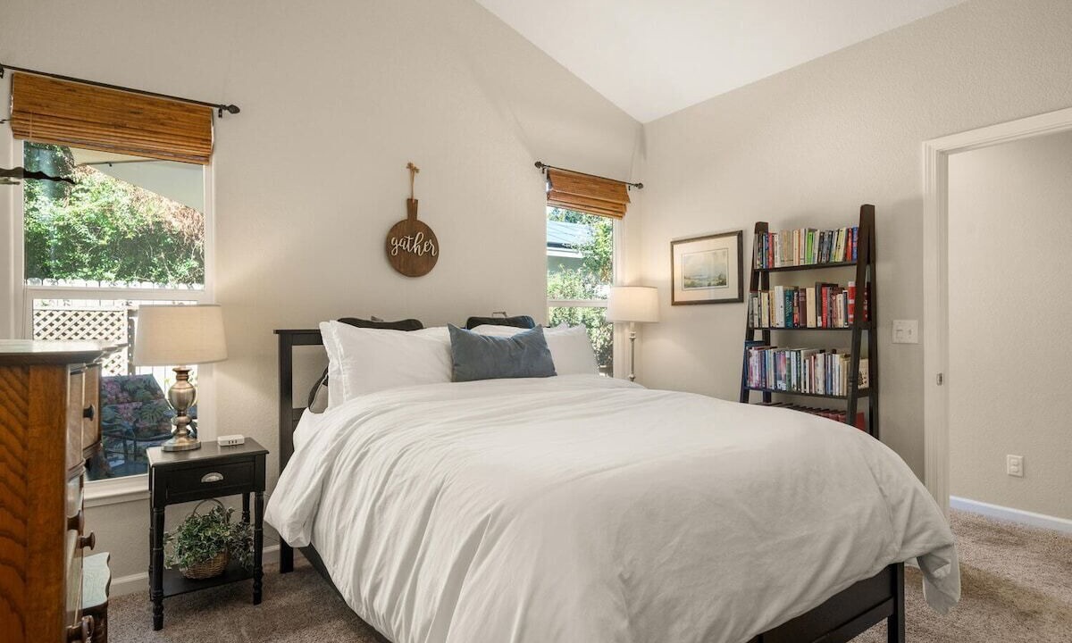 Photo of Bedroom in Chico