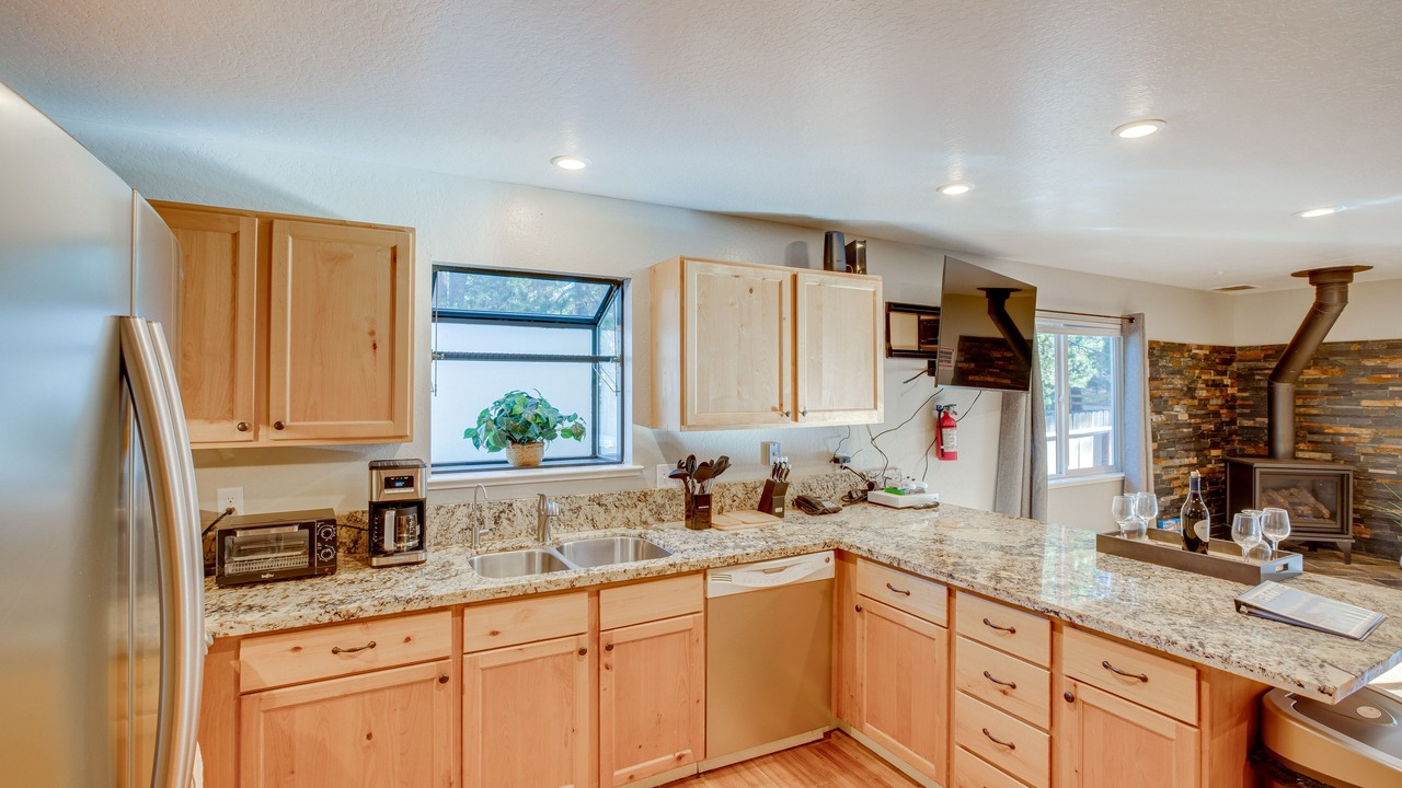 Photo of Kitchen in Christmas Valley
