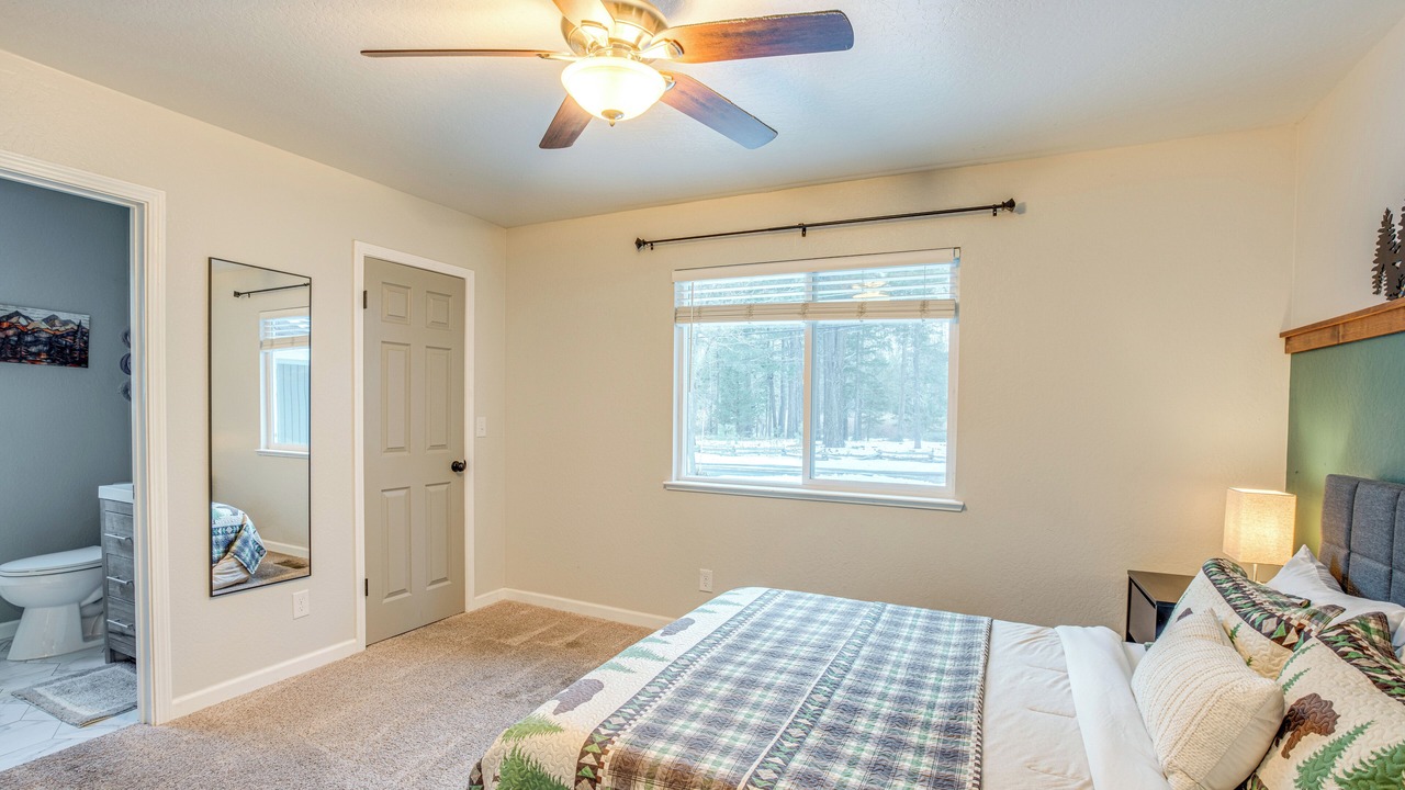 Photo of Bedroom in Christmas Valley
