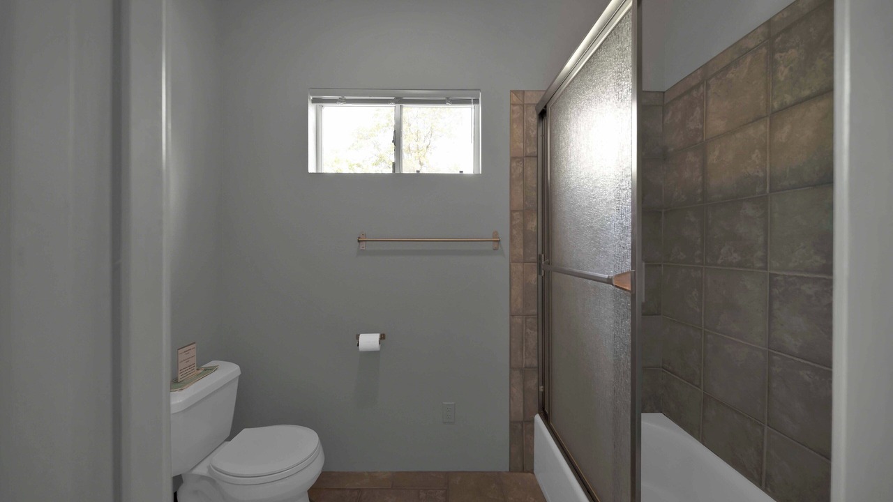 Photo of Bathroom in O'Brien