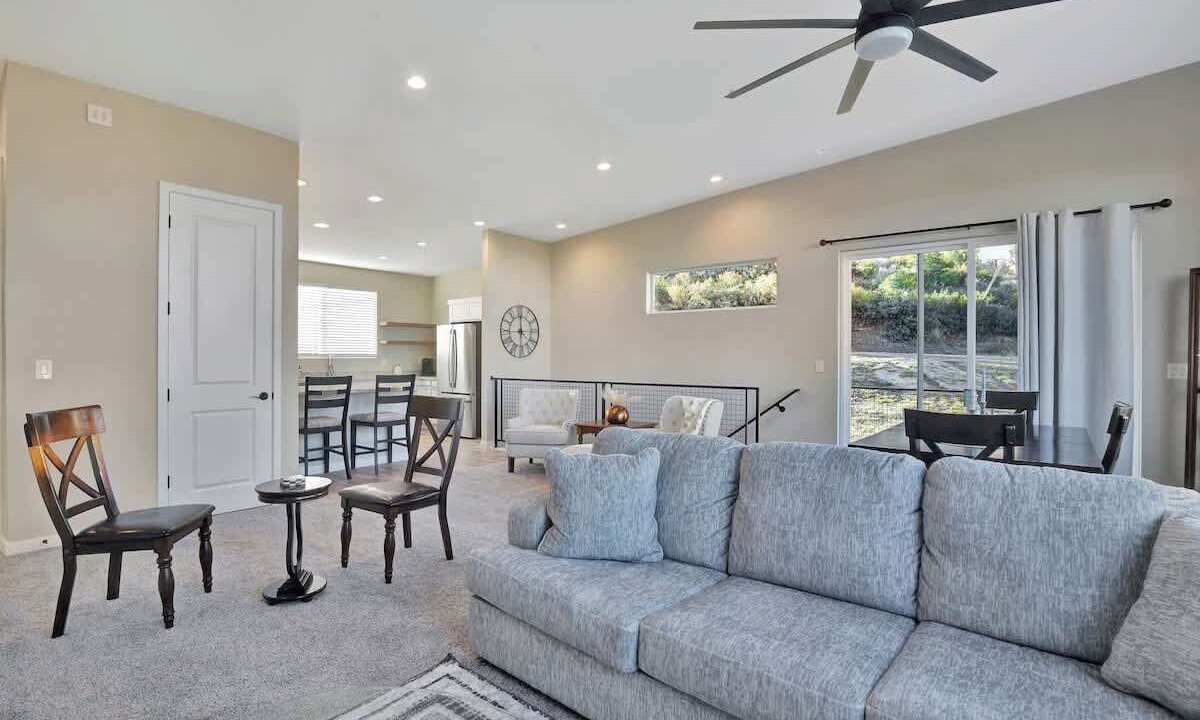 Photo of Livingroom in Diamond Valley