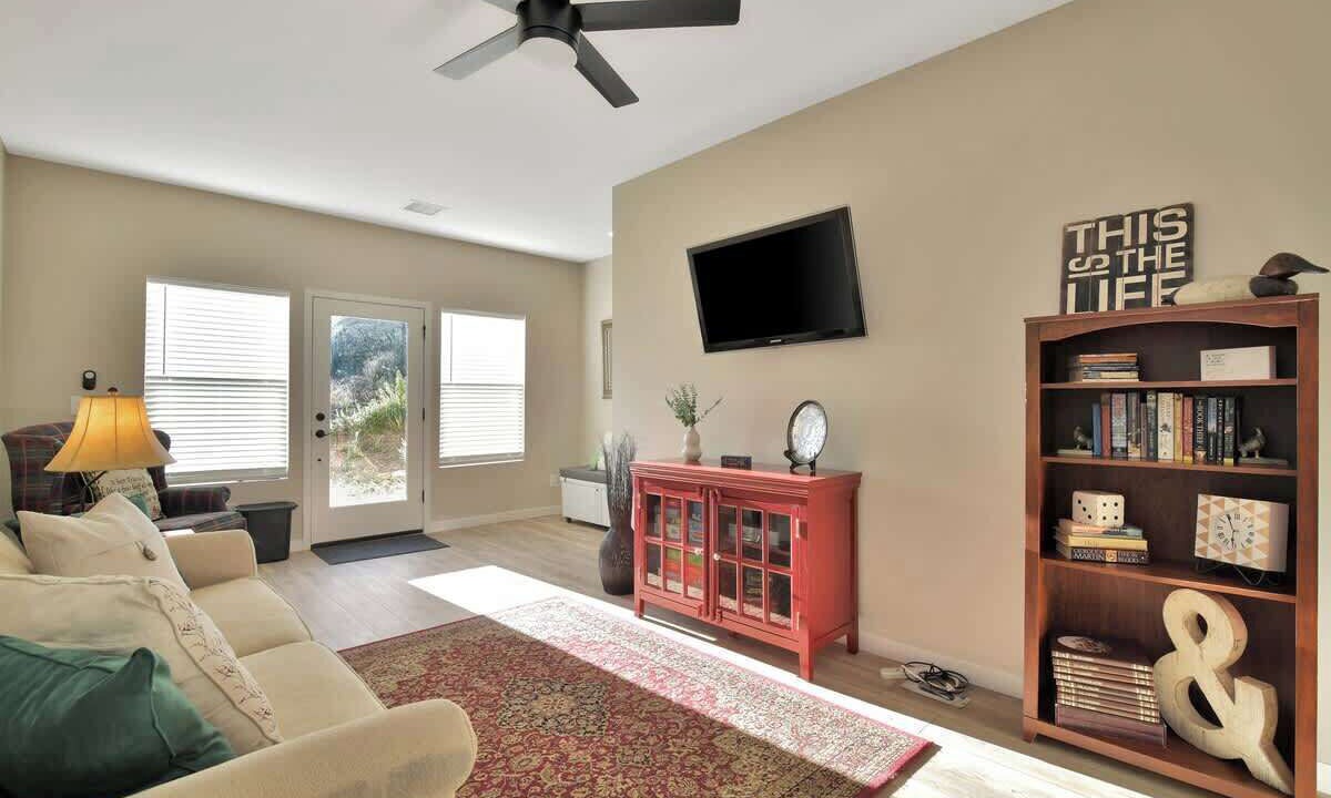Photo of Livingroom in Diamond Valley