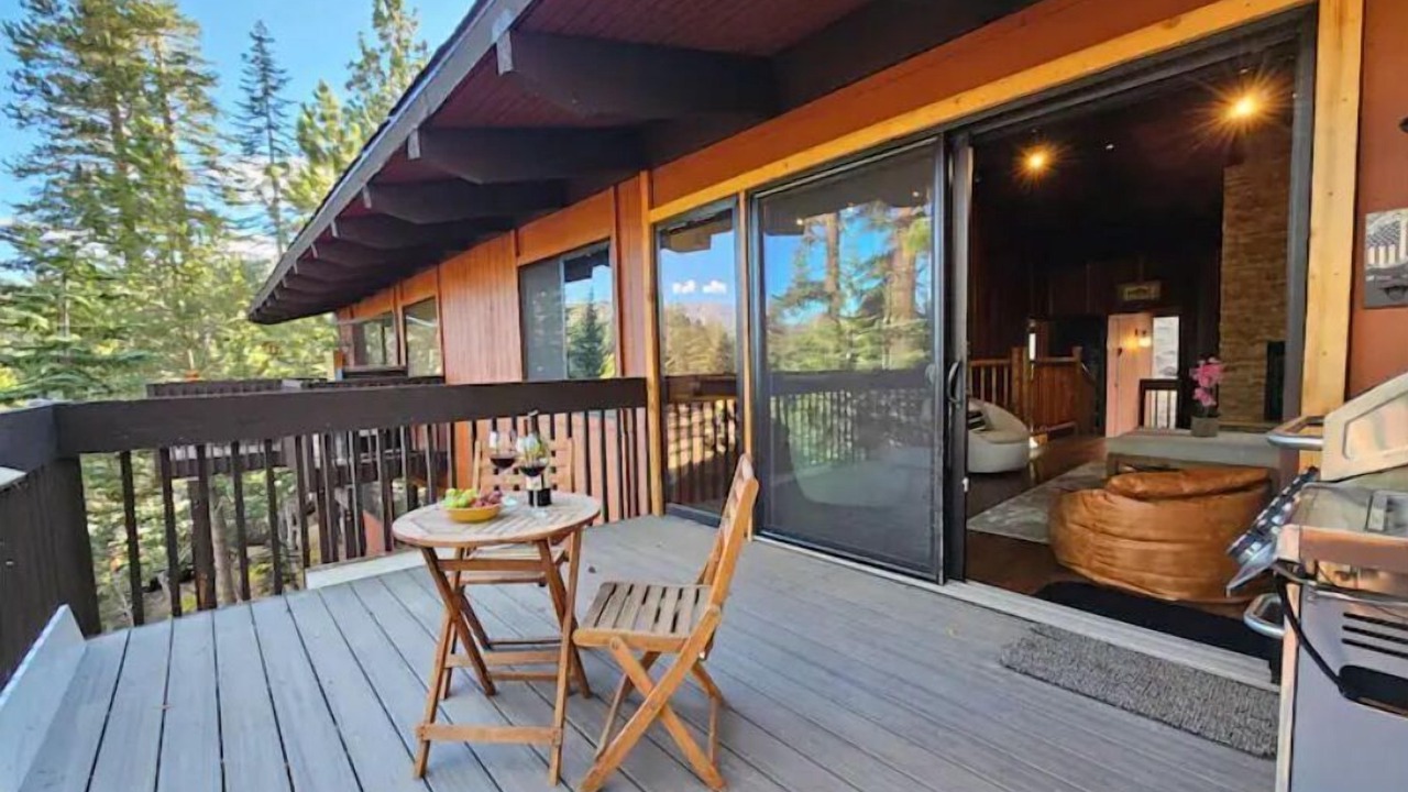 Photo of Outdoor in Mammoth Lakes