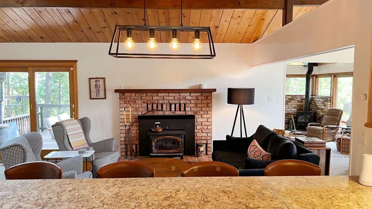 Photo of Livingroom in Twain Harte