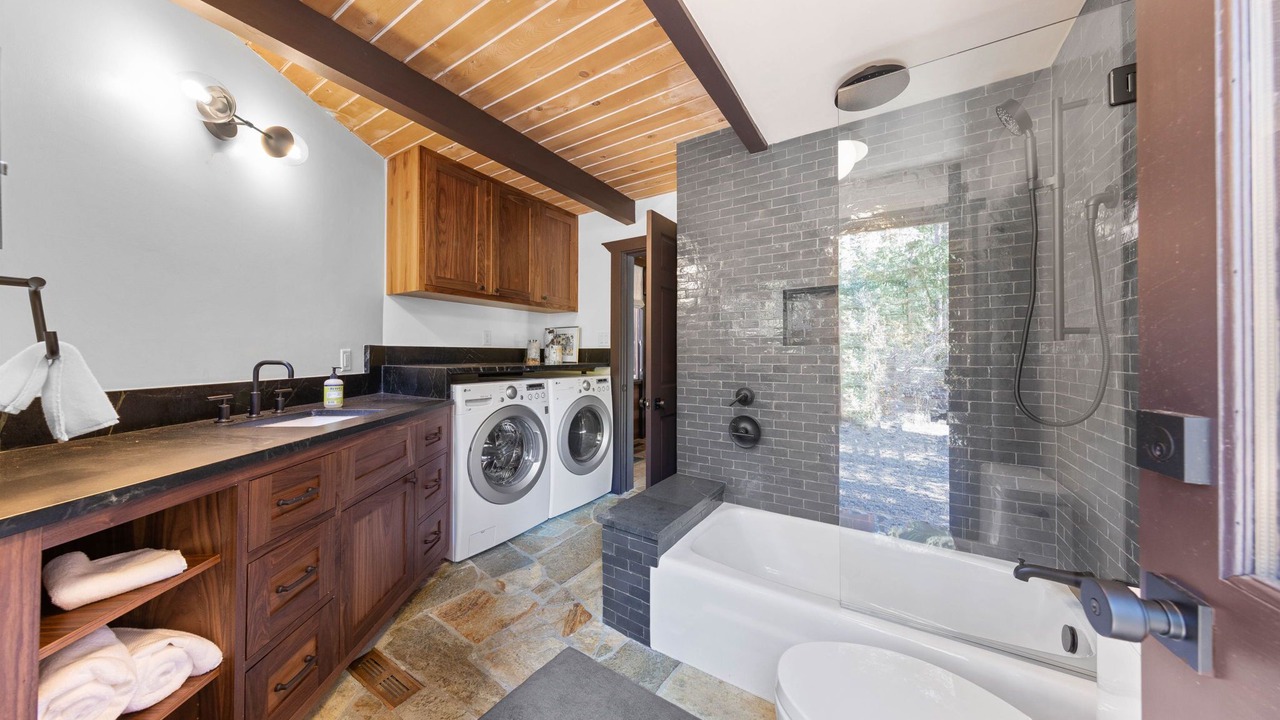 Photo of Bathroom in Alpine Meadows