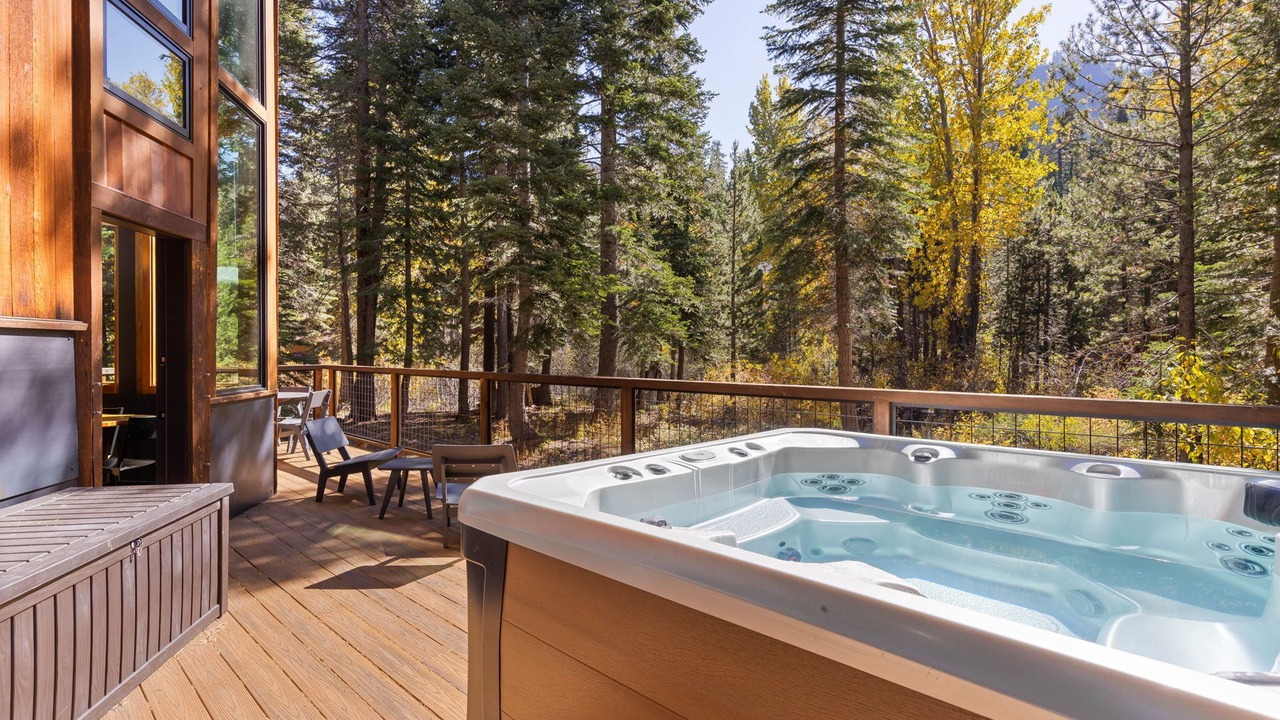 Photo of Outdoor in Alpine Meadows