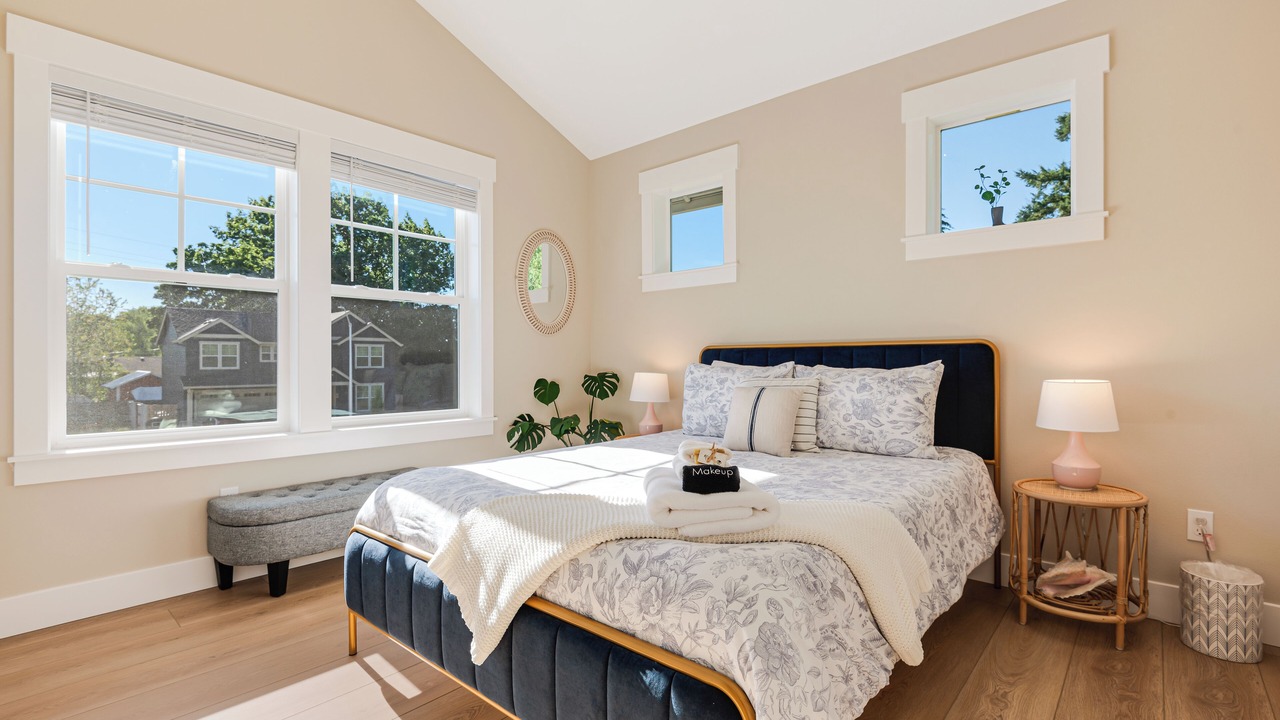 Photo of Bedroom in Newberg