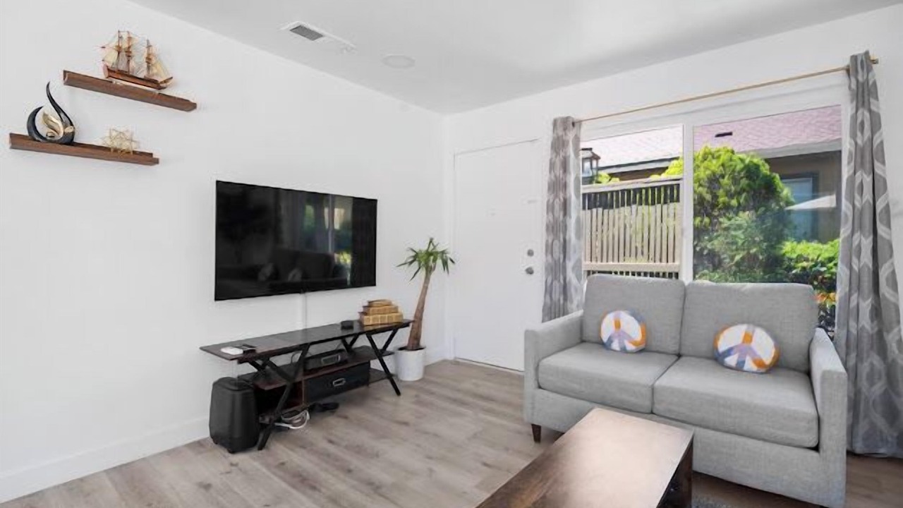 Photo of Livingroom in Mira Mesa