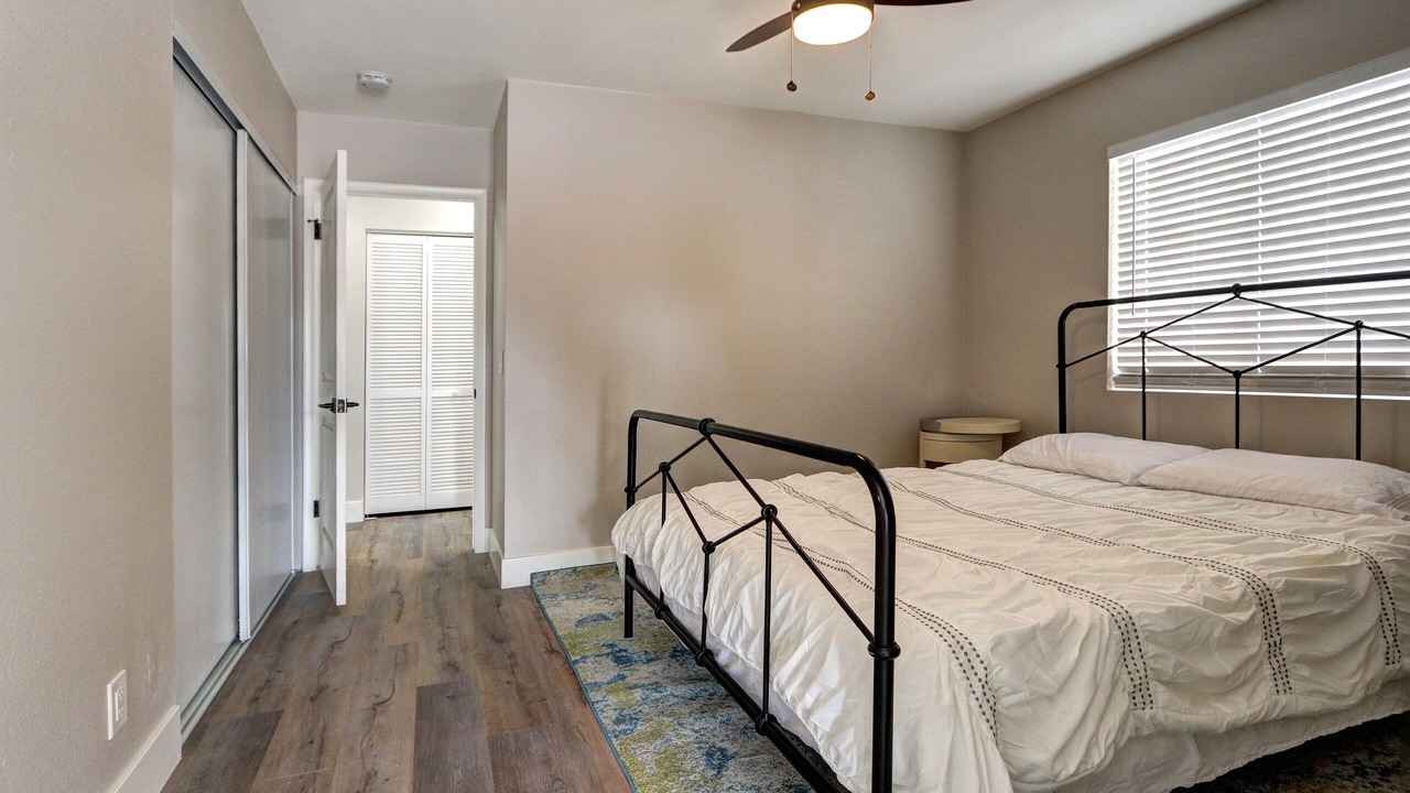 Photo of Bedroom in Green Valley
