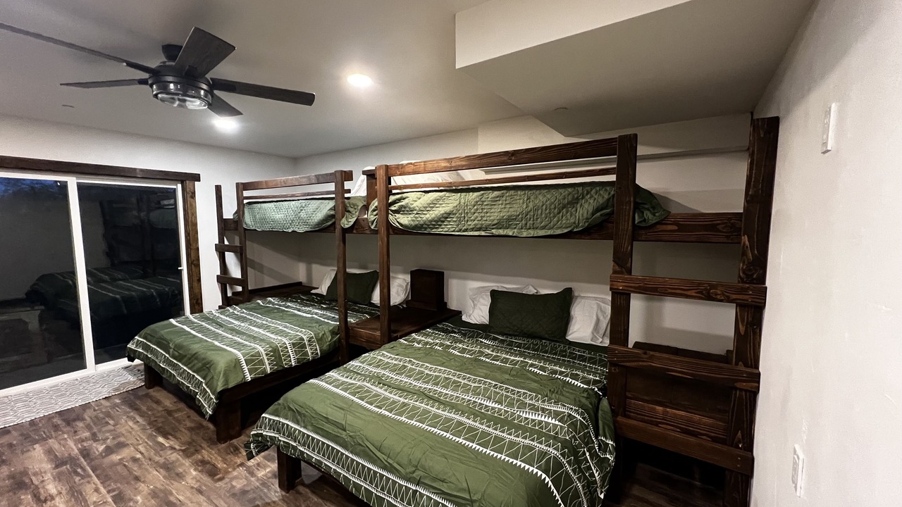 Photo of Bedroom in Murphys