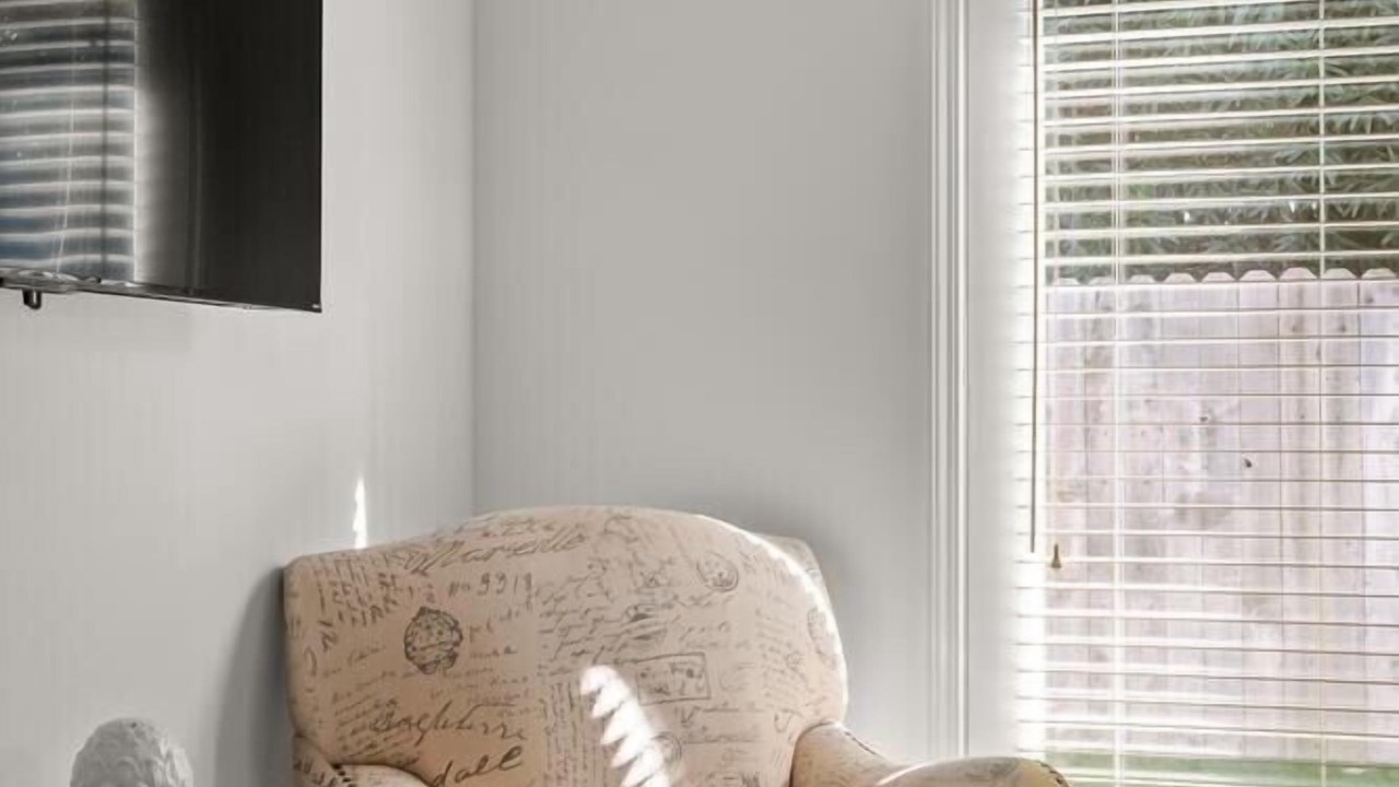 Photo of Livingroom in Chico