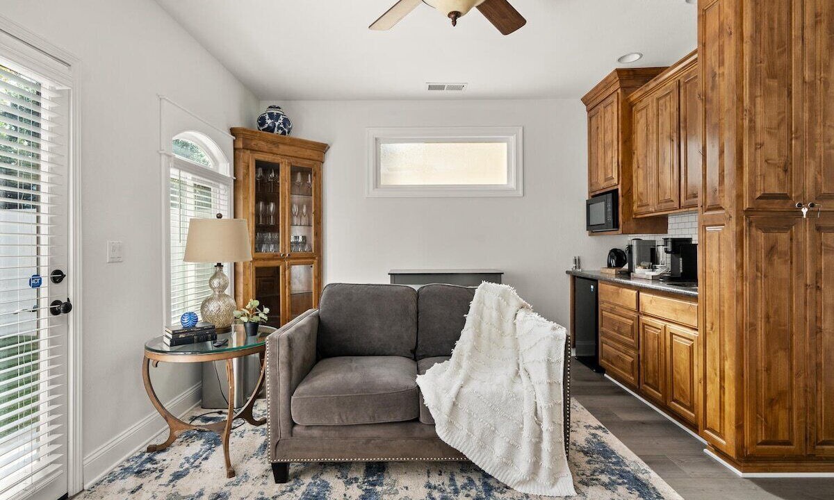 Photo of Livingroom in Chico