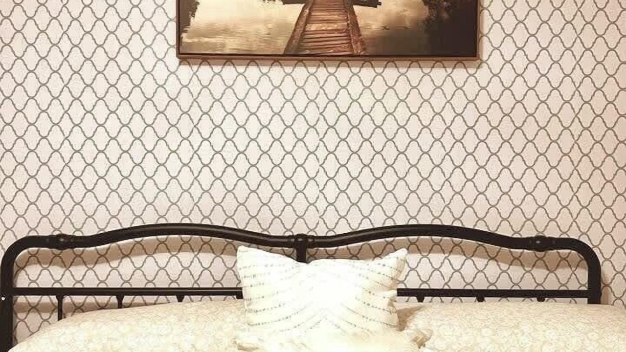 Photo of Bedroom in Poets Corner